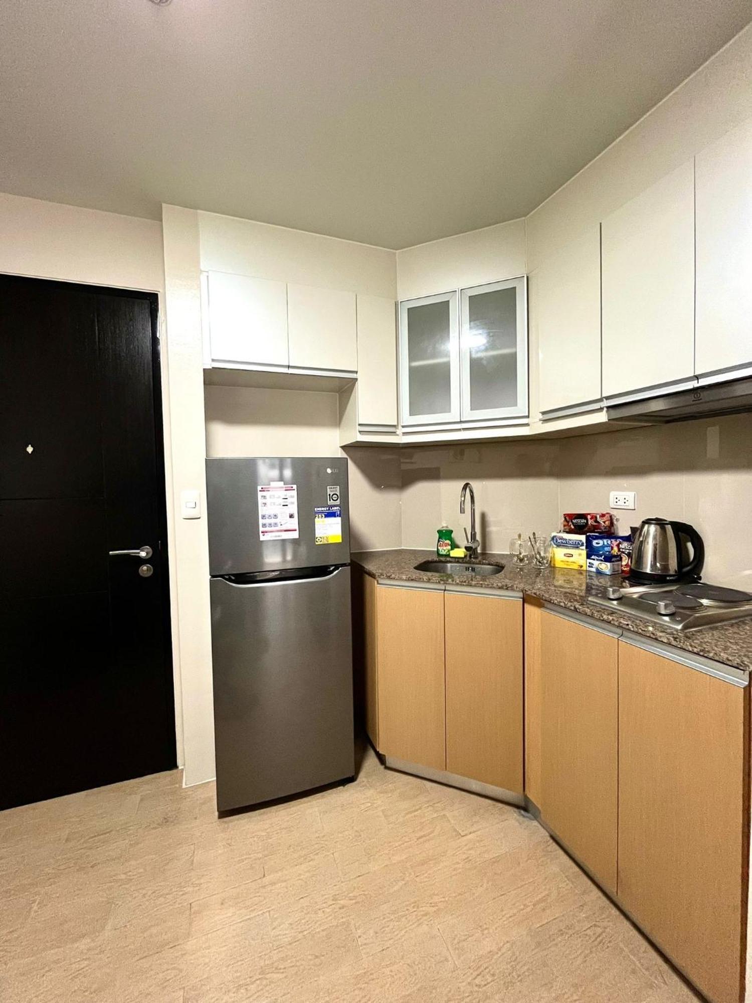 Studio At 81 Newport Boulevard Near Naia With Free Access To All Amenities Up To 2 Pax Manila Eksteriør billede
